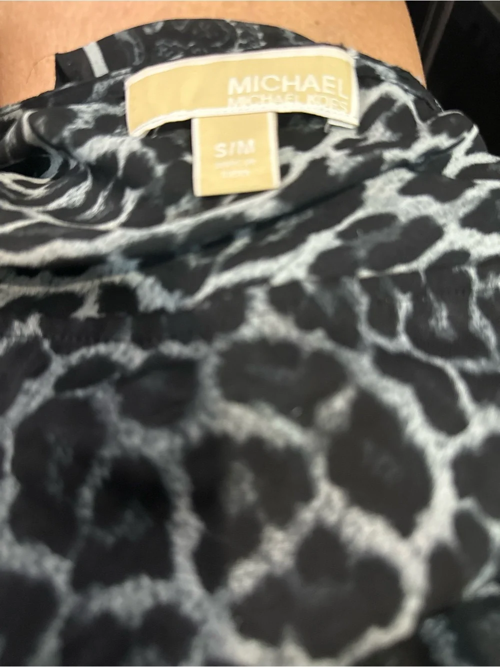 Michael Kors Black and Gray Leopard Print dolman Blouse size S\M
